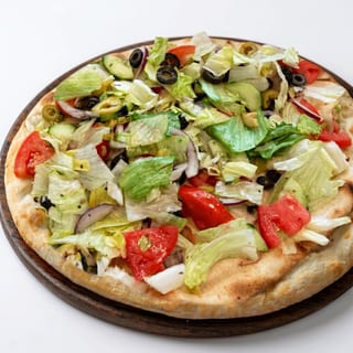 Salad Pizza Pie